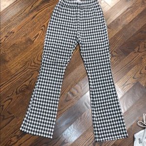 URBAN OUTFITTERS checkered flare pants